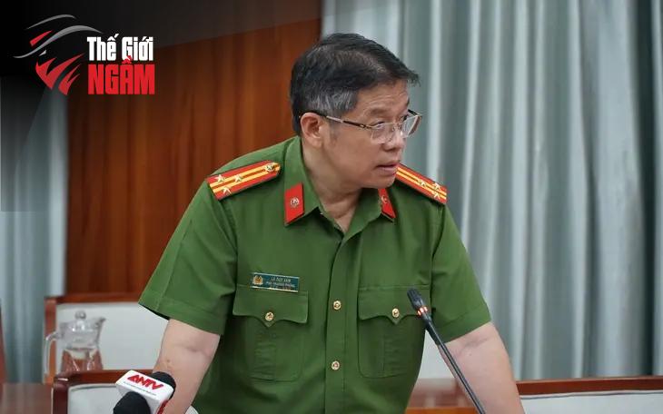 Cuộc Lẩn Trốn Trong 10 Năm