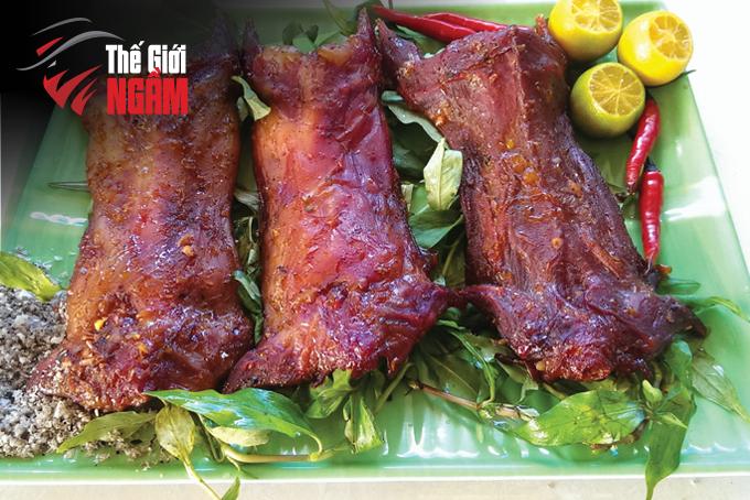 3. Bánh Xèo Cao Lãnh: 