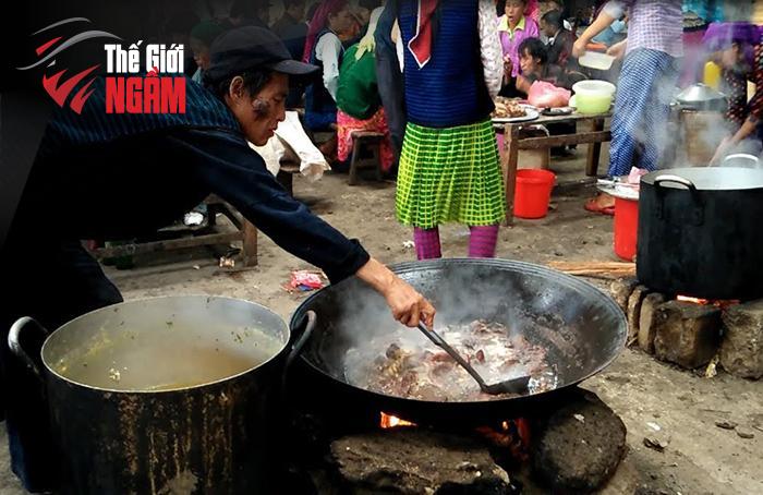 Vượt Qua Nỗi Sợ Hãi: Thưởng Thức Nậm Pịa Và Khám Phá Văn Hóa Tây Bắc