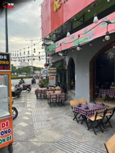 Giá cả vẫn hợp lý, phục vụ nhanh và dễ chịu.
