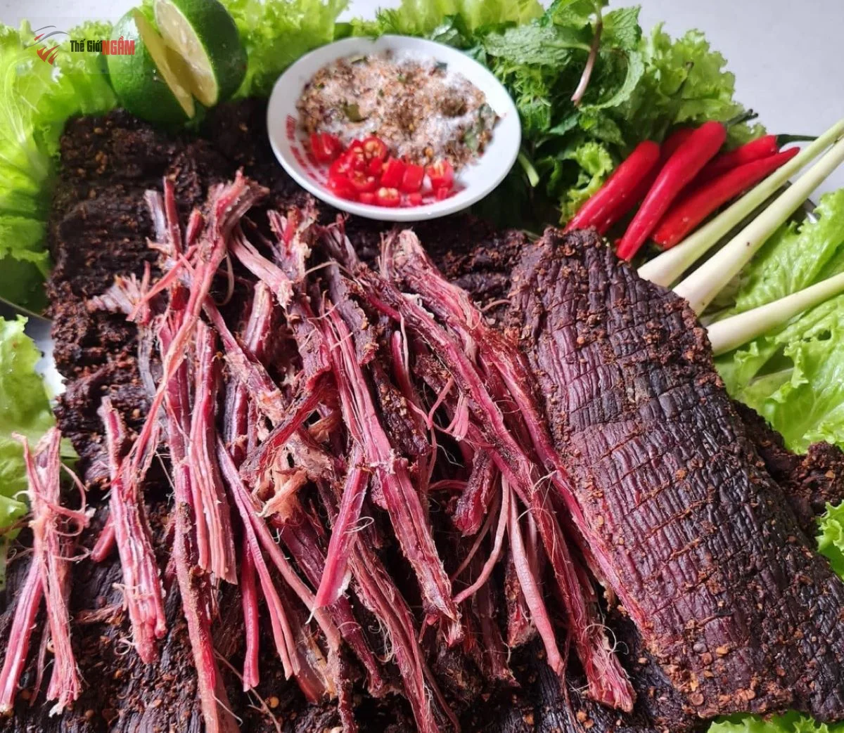 Thịt trâu gác bếp Tây Bắc nổi tiếng - Đặc sản ngon không thể bỏ lỡ